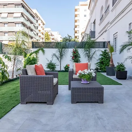 Bajo Con Jardin En Centro