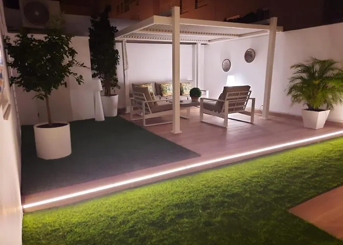 Bajo Con Jardin En Centro アパート マルベーリャ