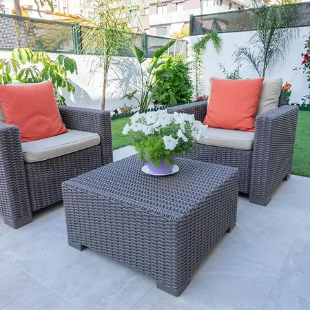 Bajo Con Jardin En Centro Daire *