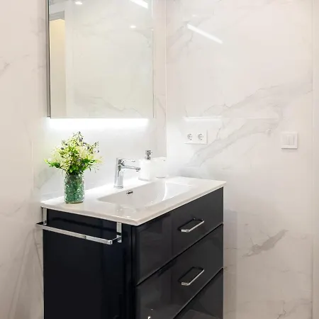 Bajo Con Jardin En Centro *